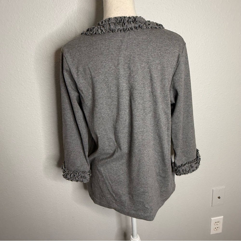 Quacker Factory Gray Ruffle V-Neck Rhinestone 3/4‎ Sleeve Cotton Top Small - Picture 3 of 5